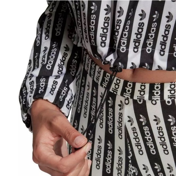 Adidas Logo Black and White Cropped Pullover Half Zip Sweater - Picture 7 of 10